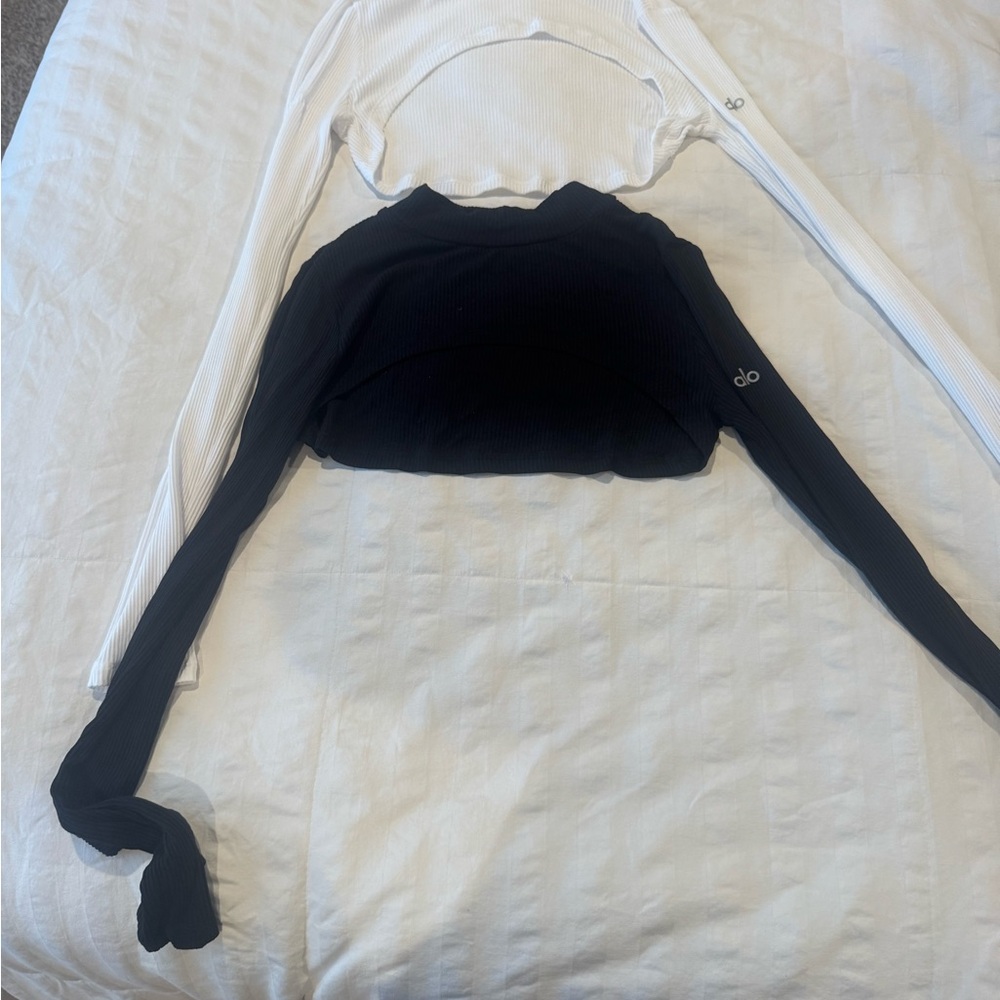 ALO Yoga Thrill Seeker Shrug Black